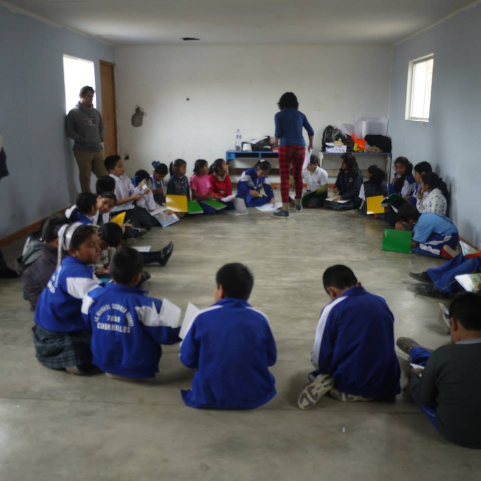 Comenzó una nueva experiencia pedagógica humanista en la Escuela Pública de Perú